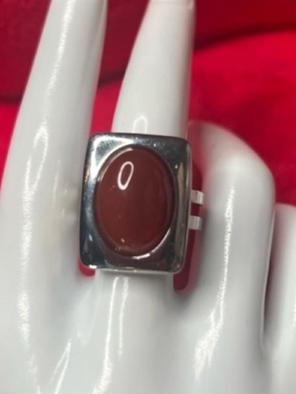 Y2K Silver tone ring with brown / burnt dark red oval stone